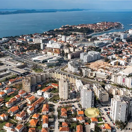 Three-bedroom Dina Apartment Zadar