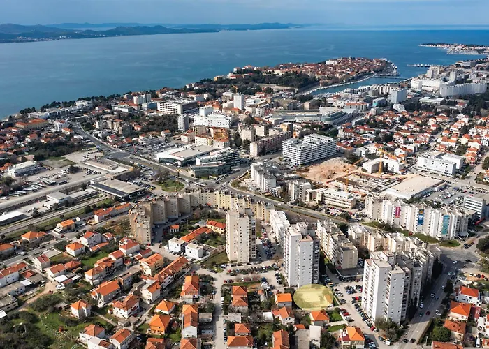 Three-bedroom Dina 公寓 扎达尔