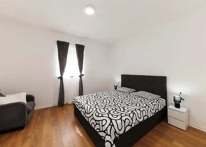 公寓 Three-bedroom Dina *