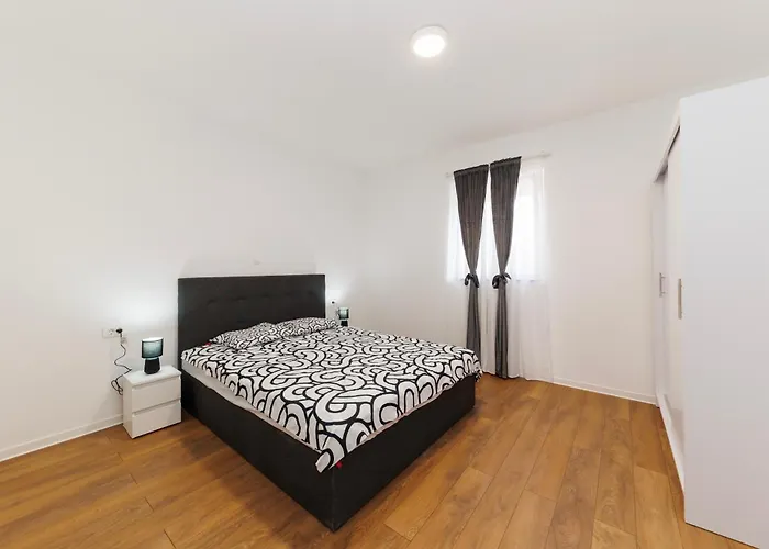 Three-bedroom Dina 扎达尔