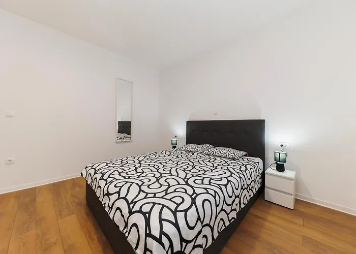 公寓 Three-bedroom Dina 扎达尔